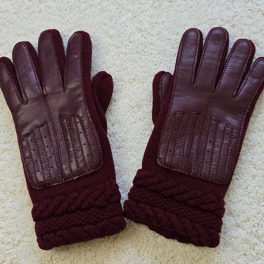 Vintage Womens Burgundy‎ Knit Gloves Lined Winter Warm Fashion Accessories 1970s